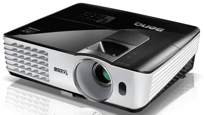 BenQ MH680 Projector