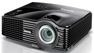BenQ MX760 Projector