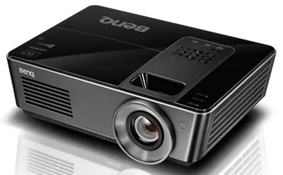 BenQ MH740 Projector