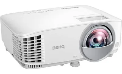 BenQ MX825STH Projector